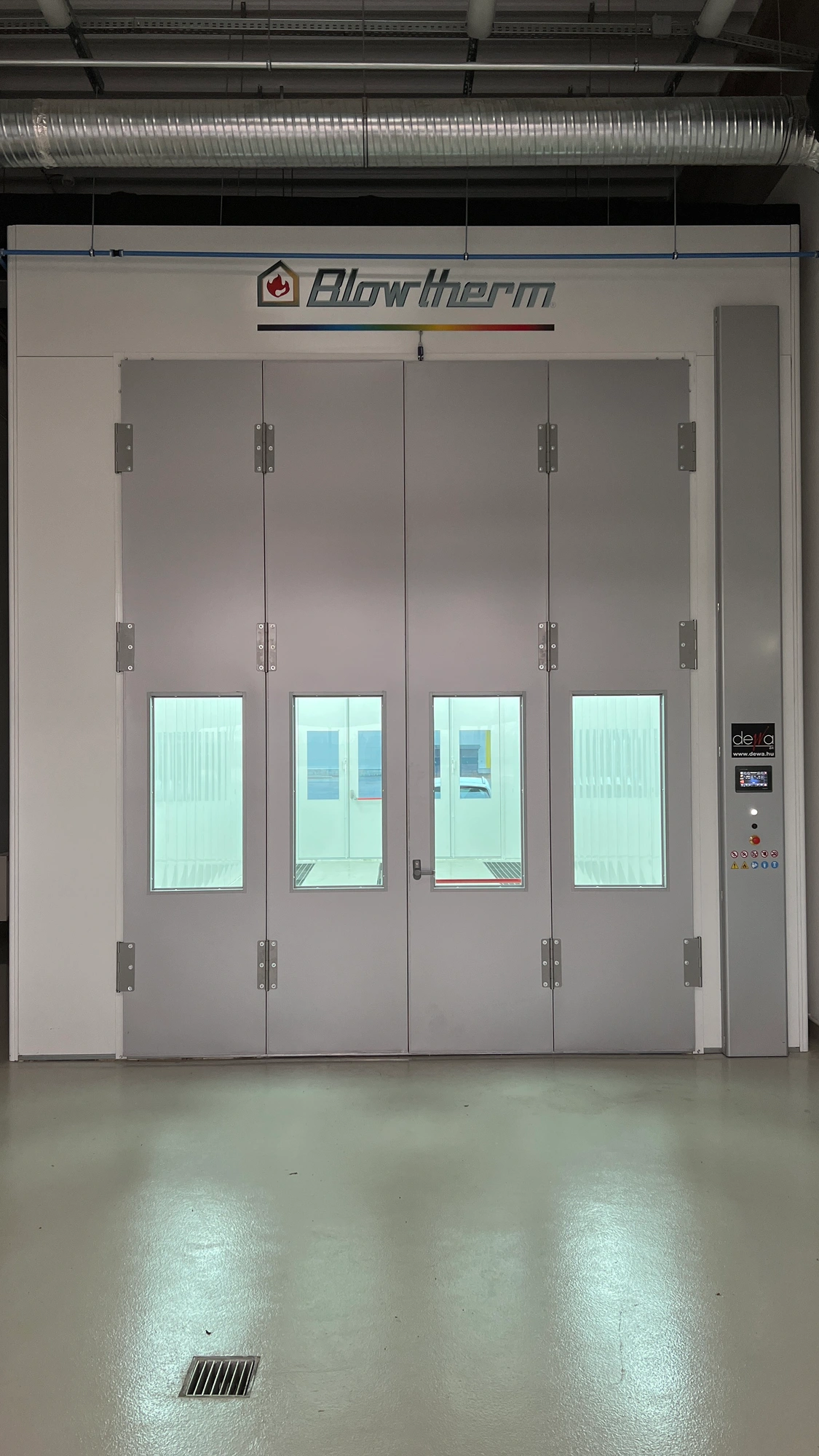Új Blowtherm Extra fülke Monoronn